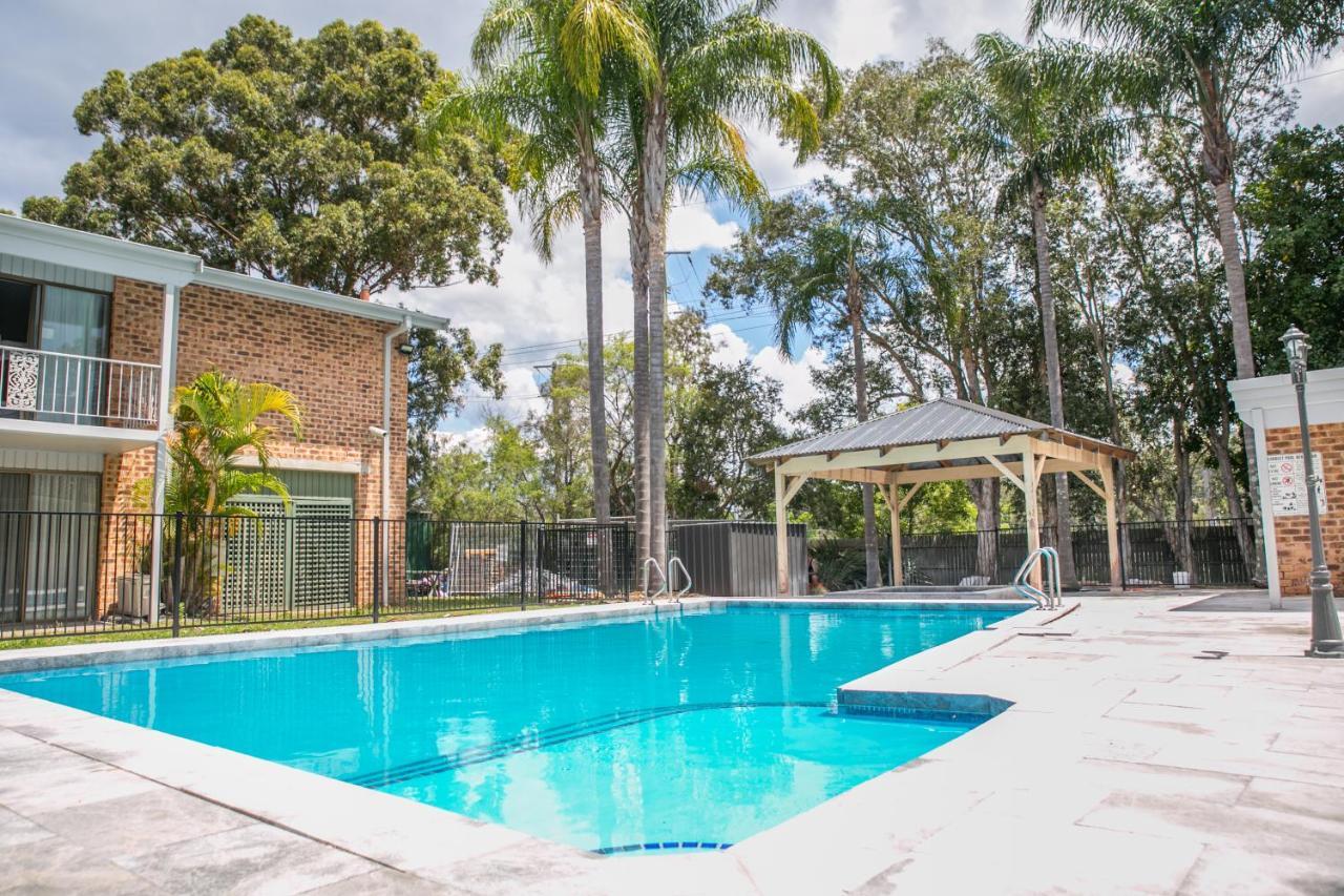 The Select Inn Gosford Exterior photo